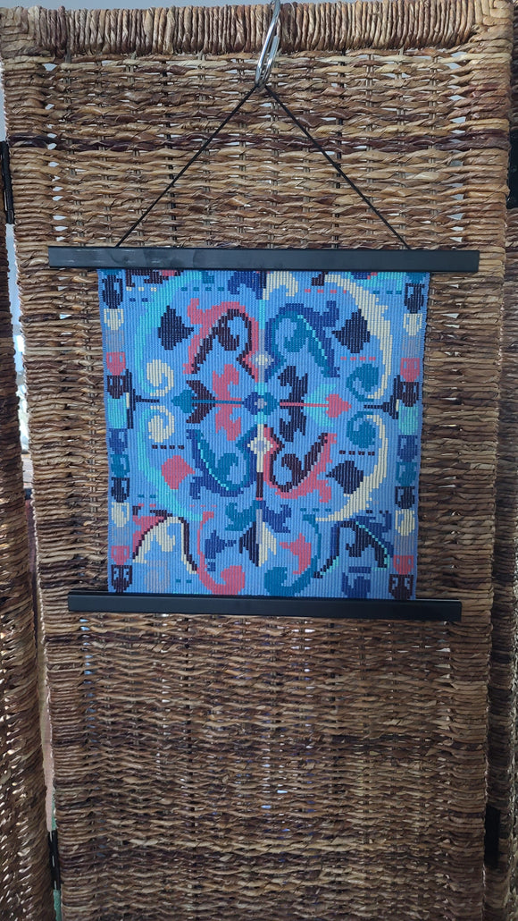 WALL HANGING BABY BLUE BLK